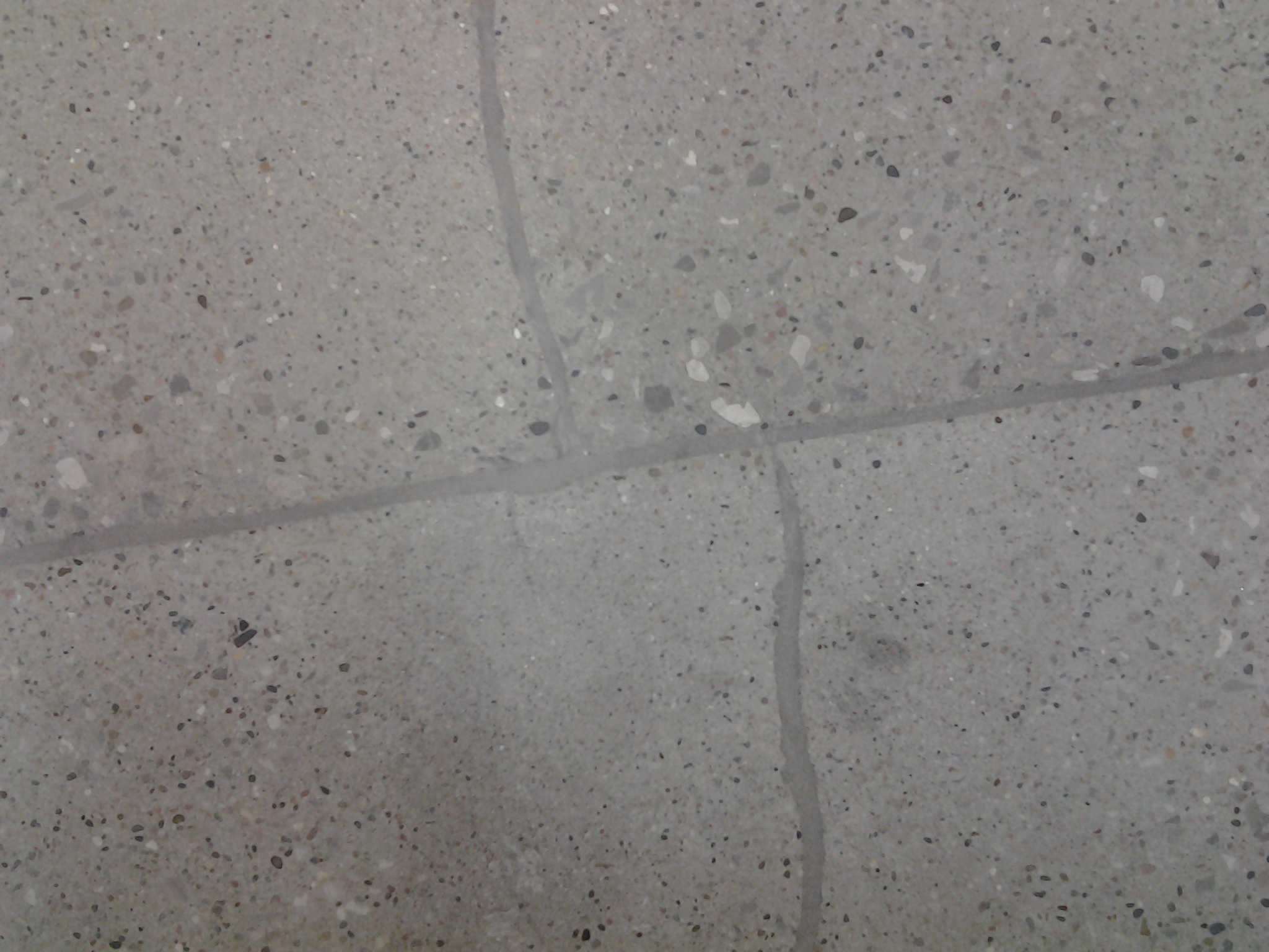 Correct concrete floor joint crack repair
