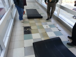 Vinyl Composition Tile: VCT tile removal needed on floor in Cedar Rapids, Iowa
